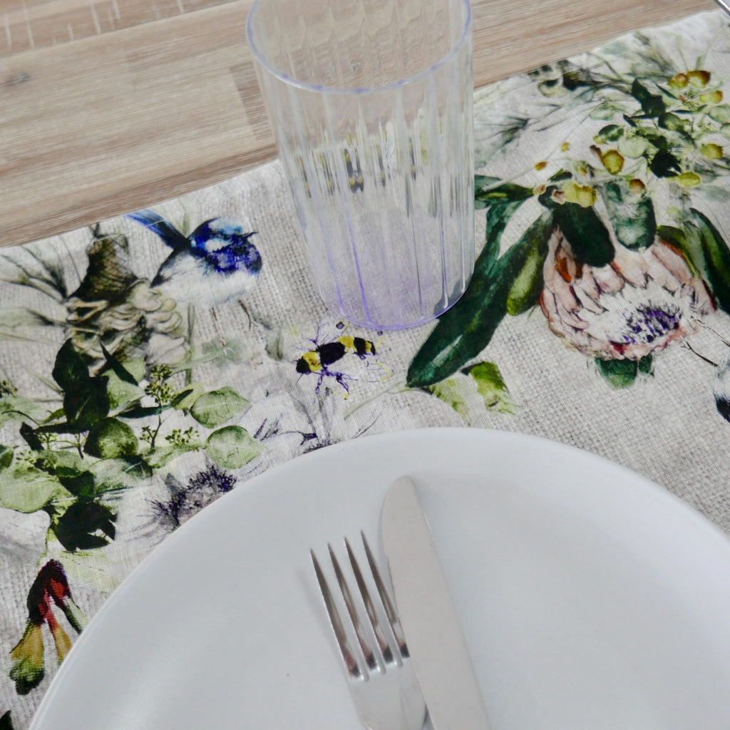 Darkum Table Runner