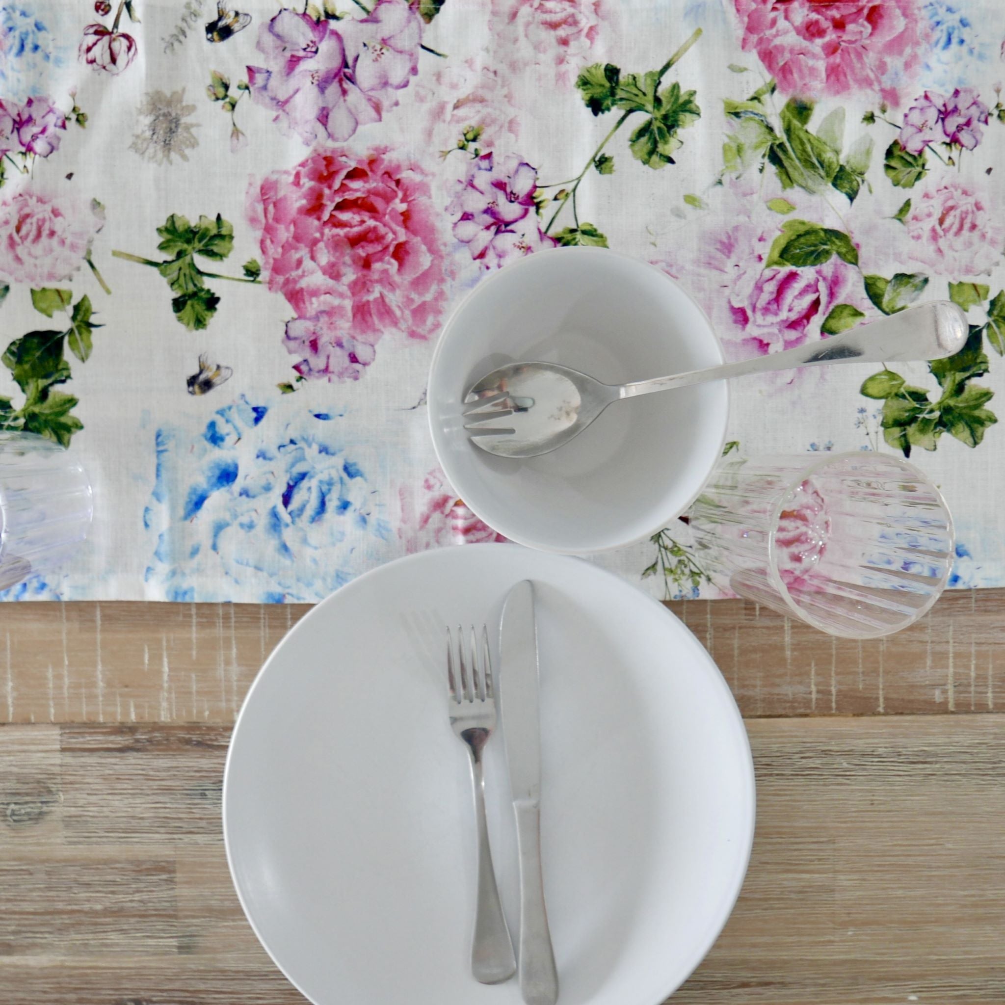 Evie Table Runner