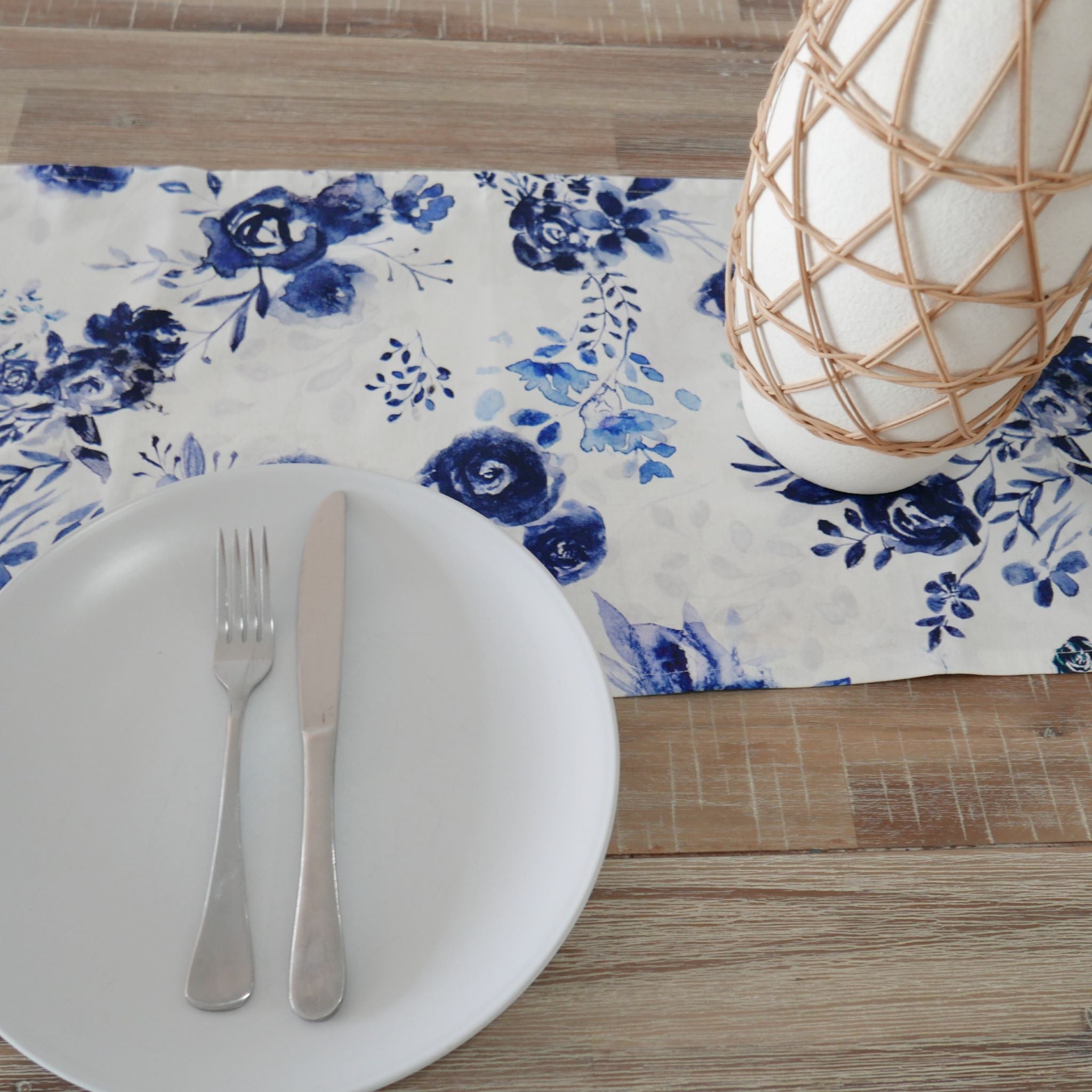 Jane Table Runner
