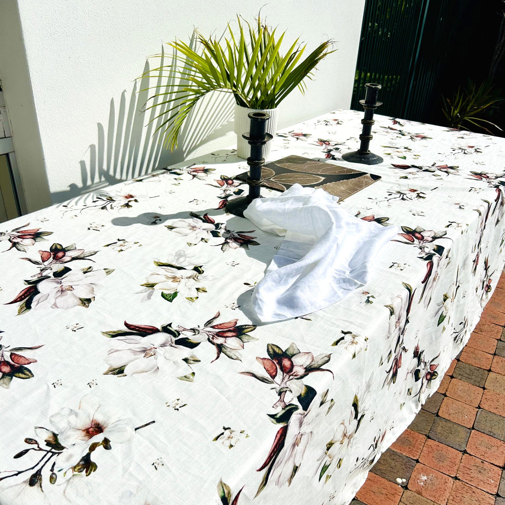 Magnolia Bloom Tablecloth - Rectangle