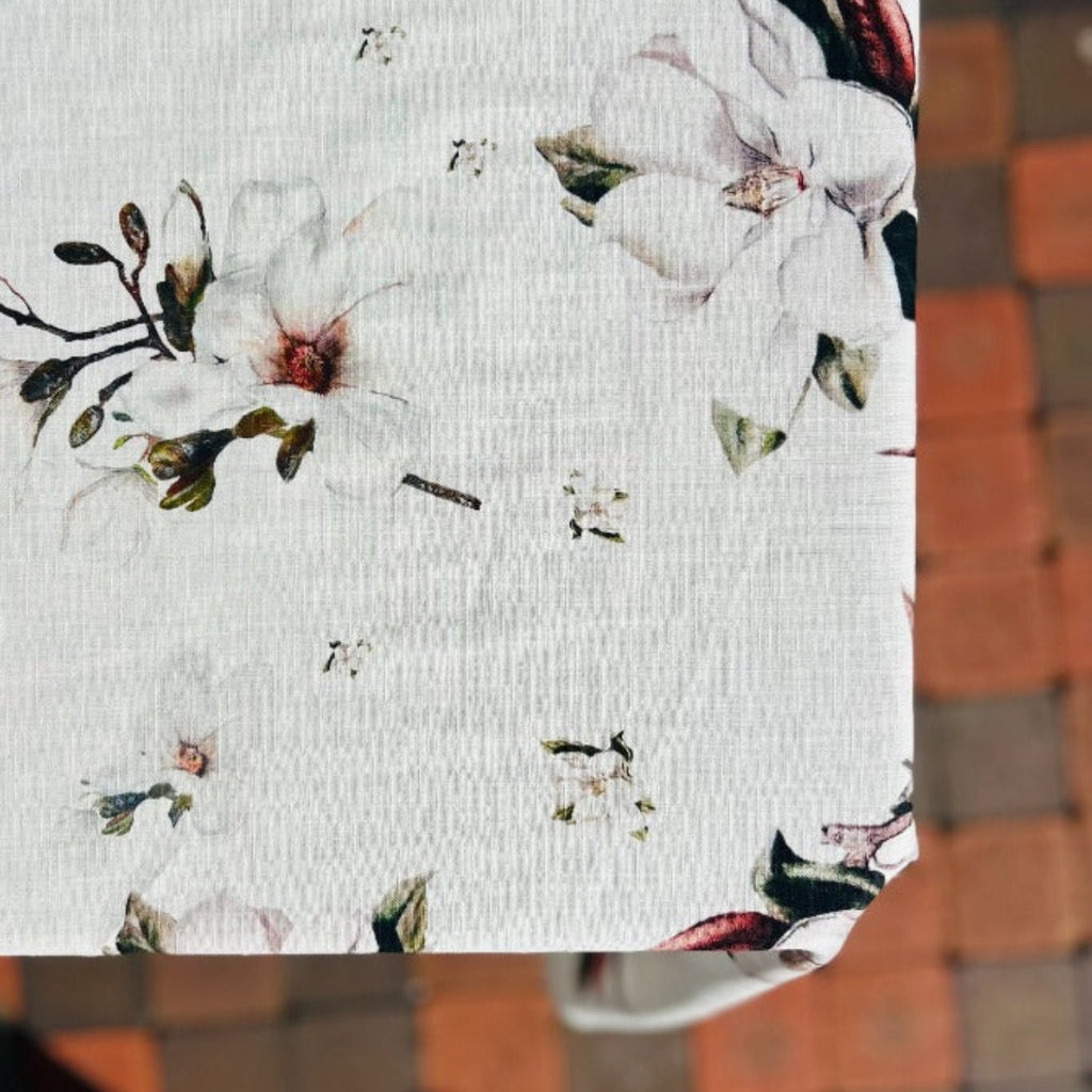 Magnolia Table Runner