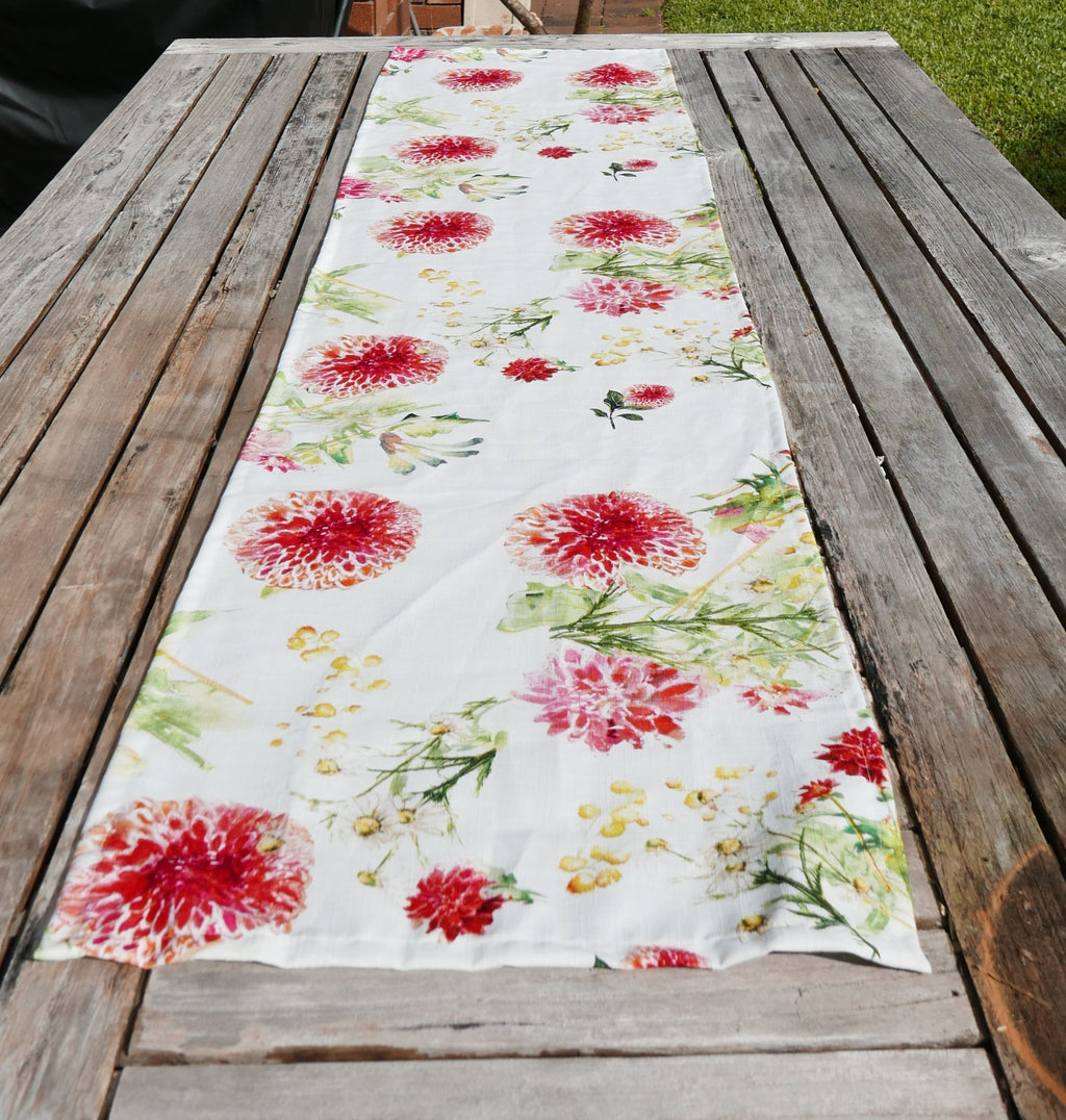 Dahlia Table Runner