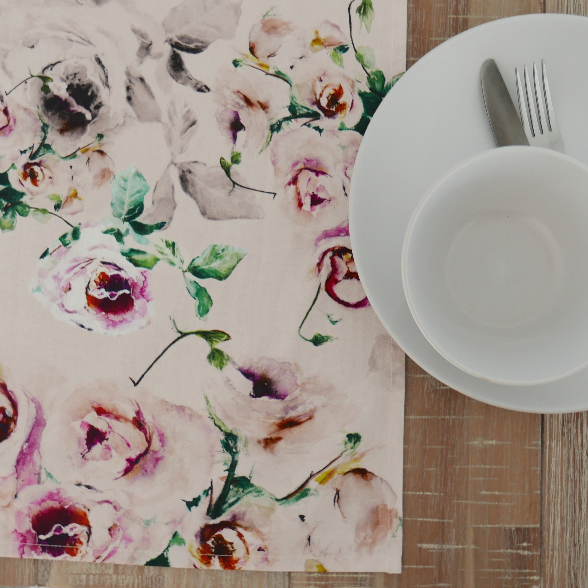 Vintage Rose Table Runner