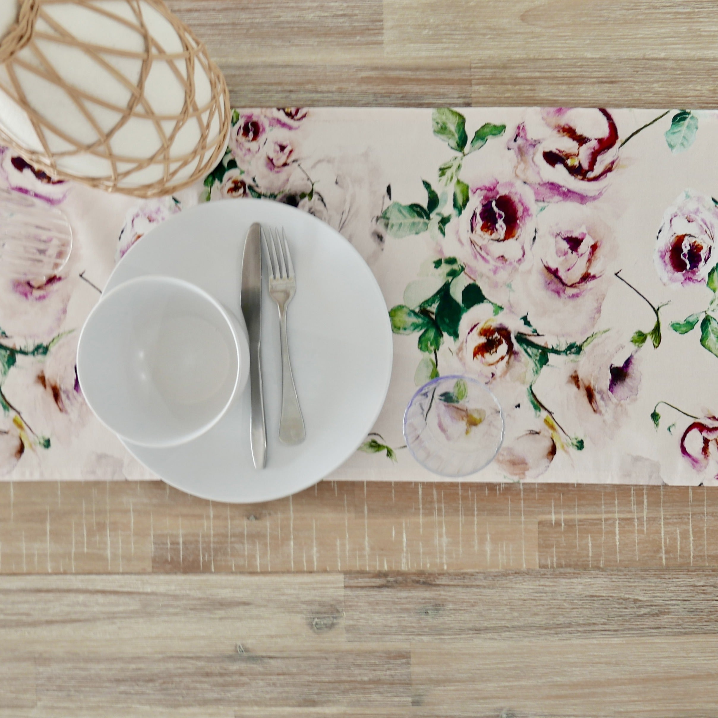 Vintage Rose Table Runner