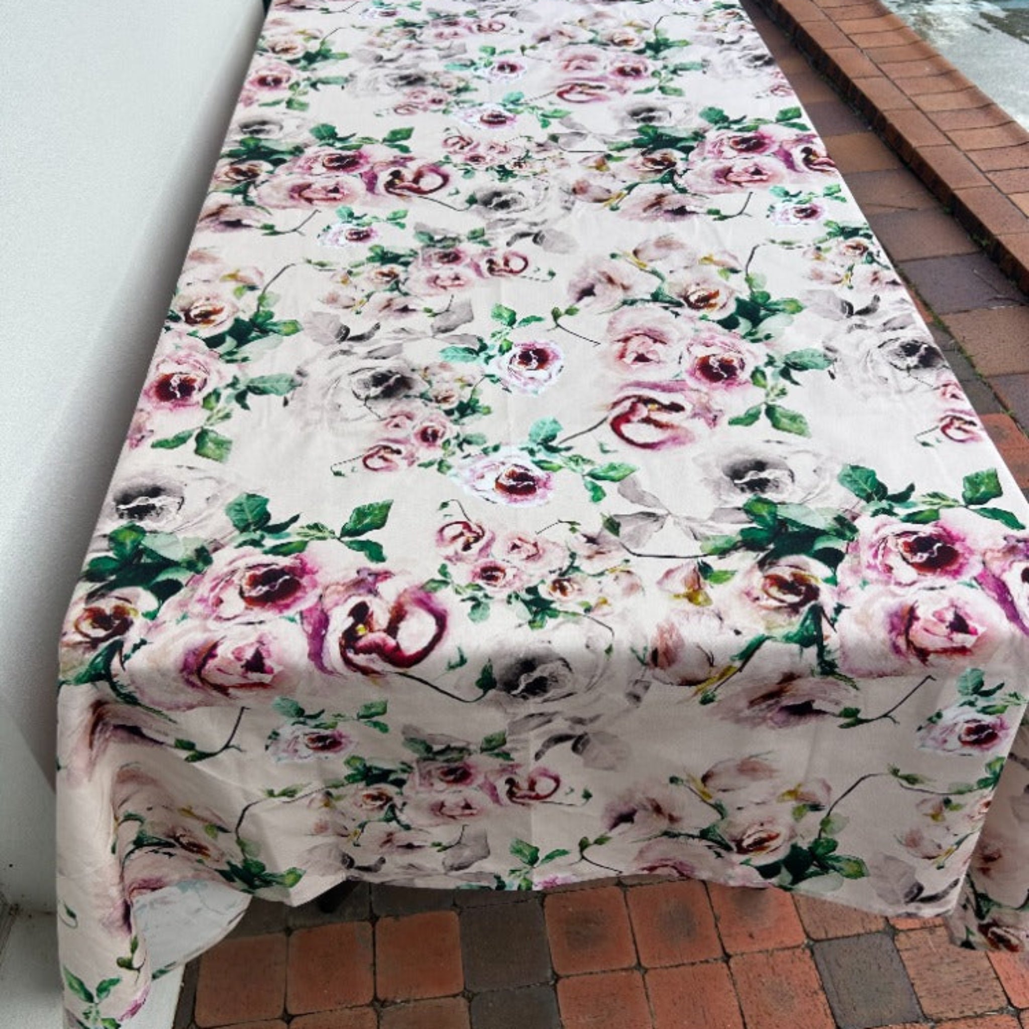 VIntage Rose Tablecloth - Rectangle
