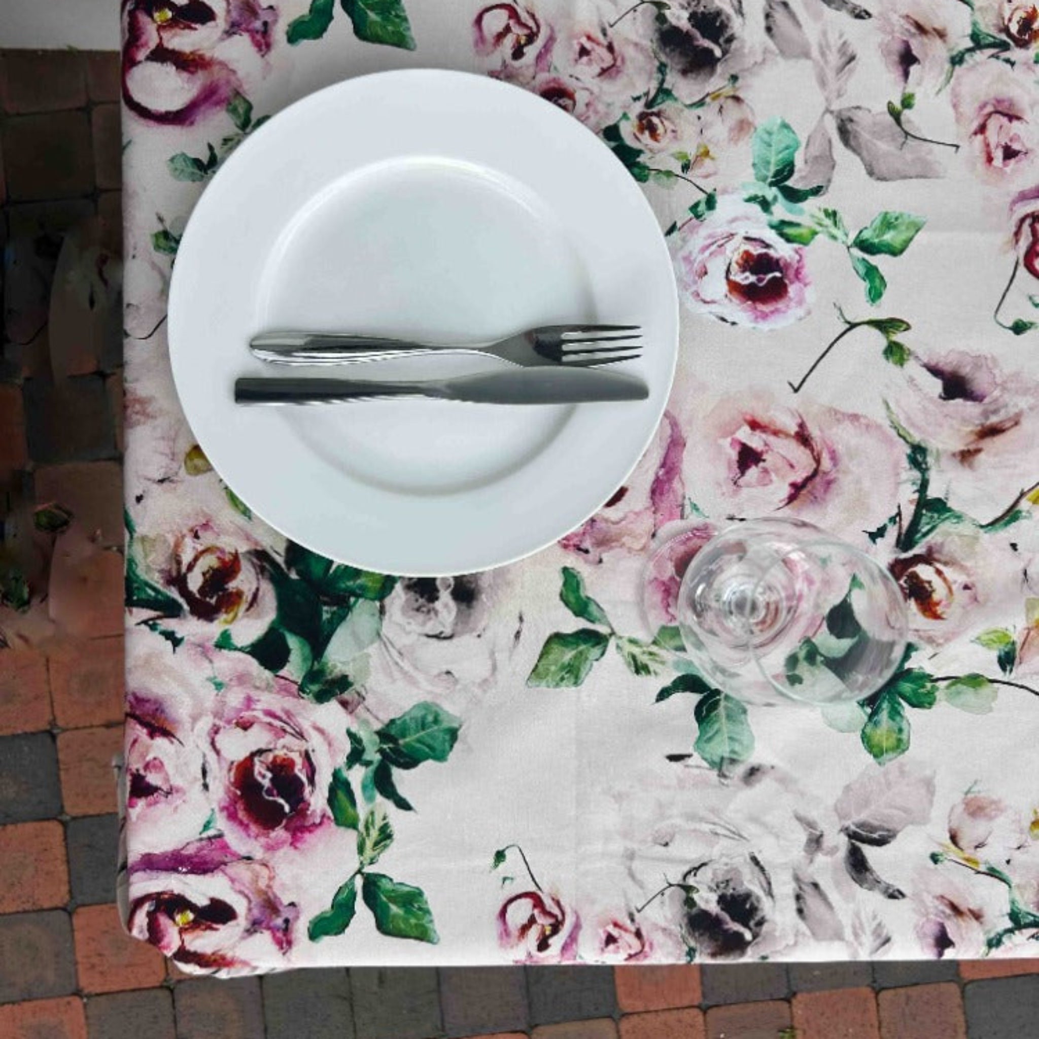 VIntage Rose Tablecloth - Rectangle
